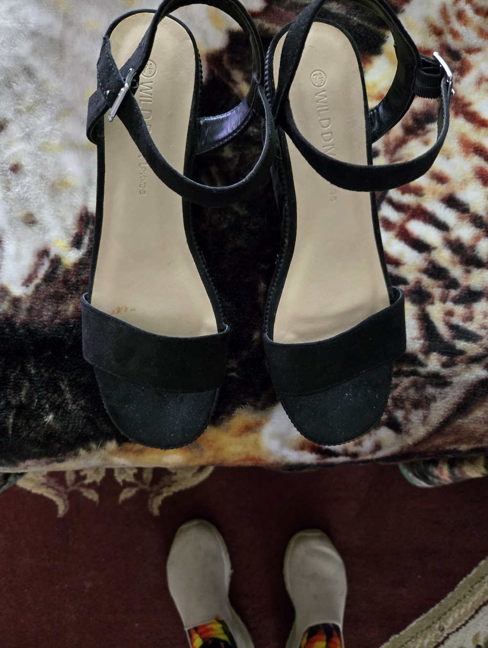 Beautiful Asian Inspired Wild Diva Black Ankle-Strap Open-Toe Heels